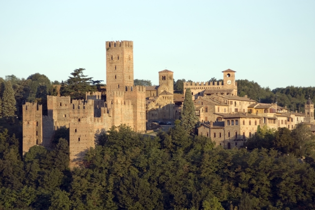 Centro storico di Castell'Arquato all'alba - Pc *** Local Caption *** Scatti per libro Castell'Arquato